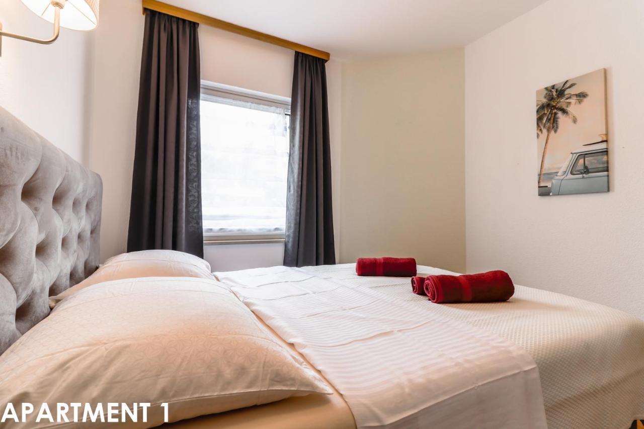 Maestral Apartments Vrsar Eksteriør billede