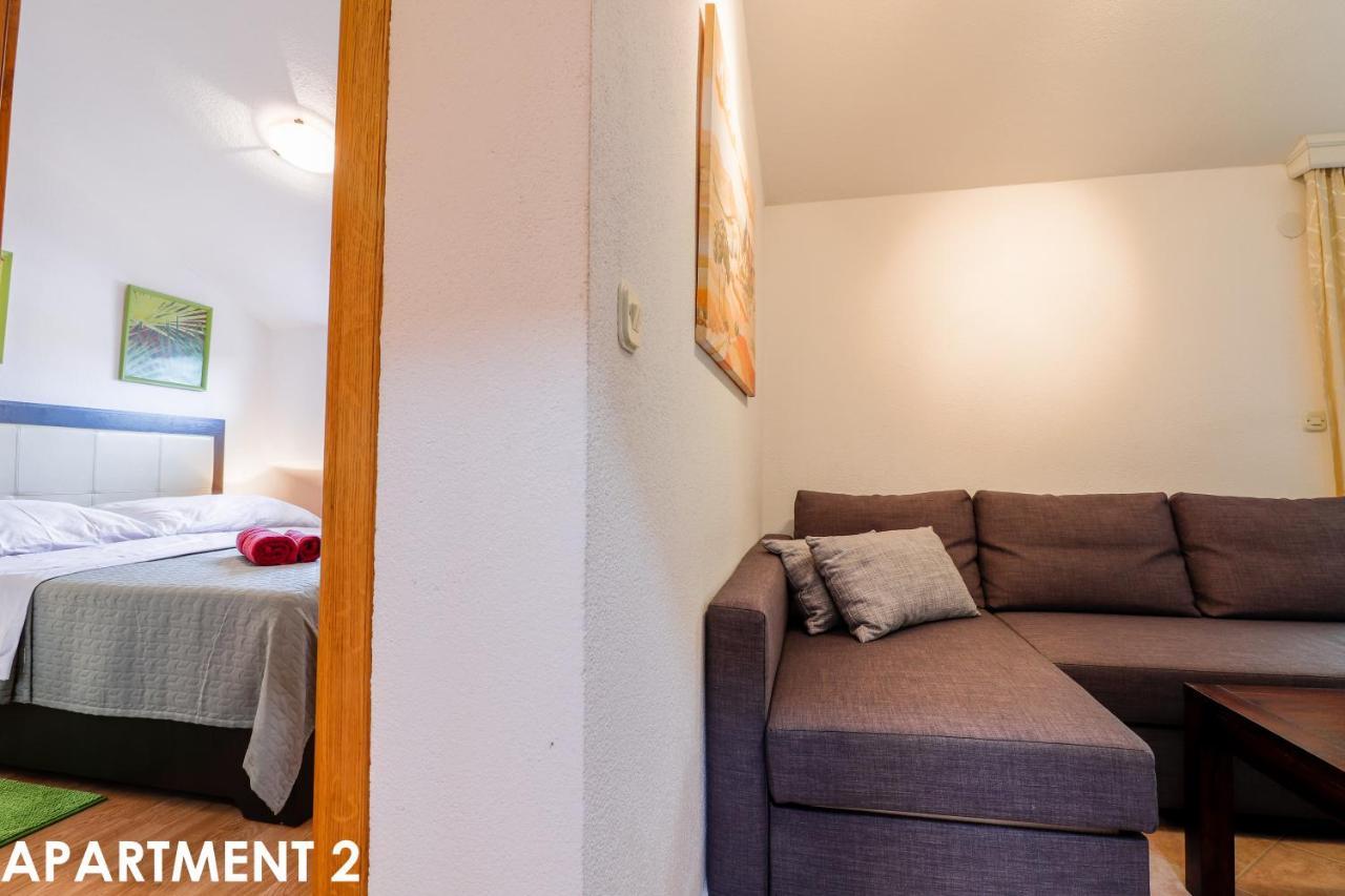Maestral Apartments Vrsar Eksteriør billede